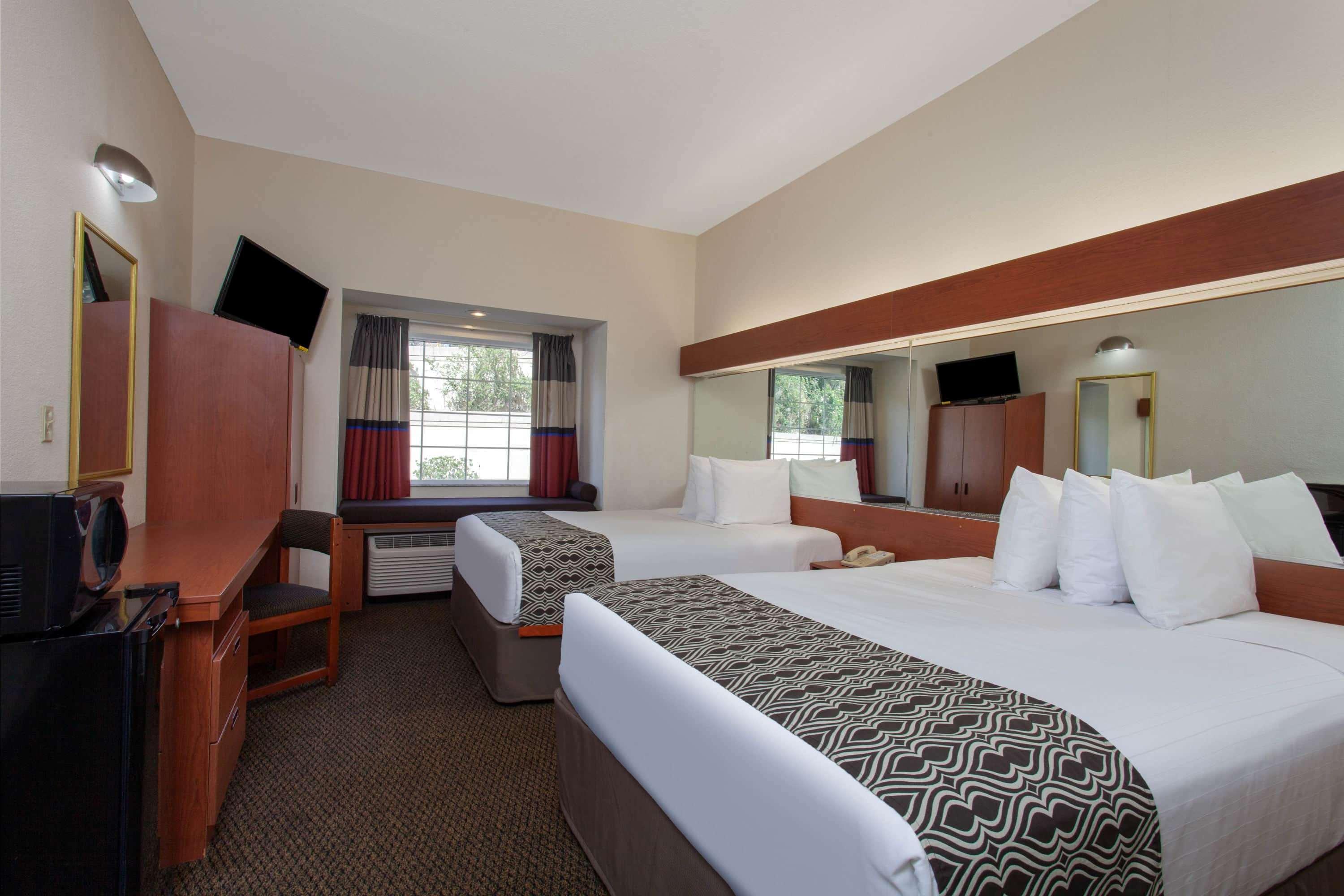 Microtel Inn And Suites By Wyndham - Lady Lake/ Ди Вилиджис Екстериор снимка