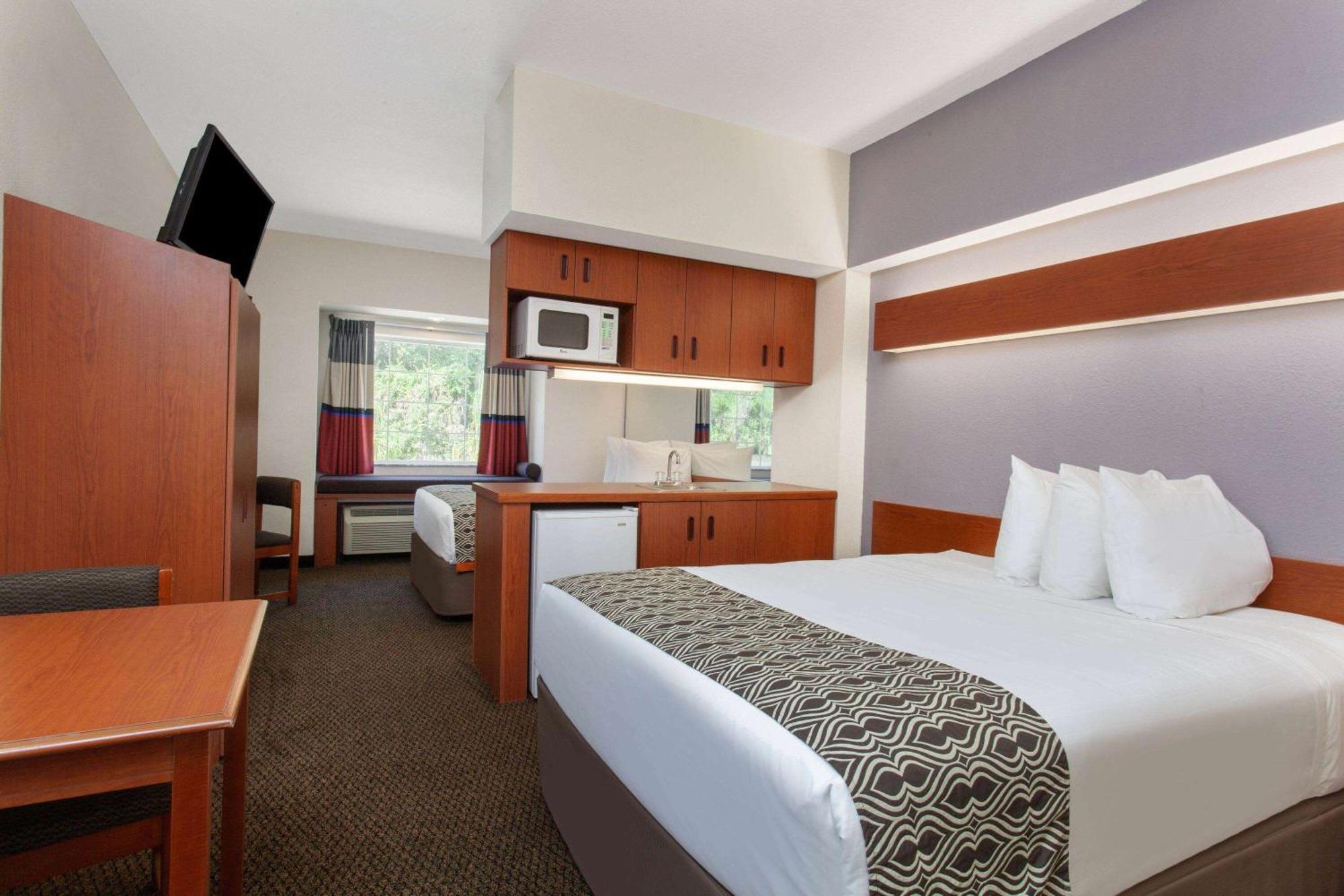 Microtel Inn And Suites By Wyndham - Lady Lake/ Ди Вилиджис Екстериор снимка